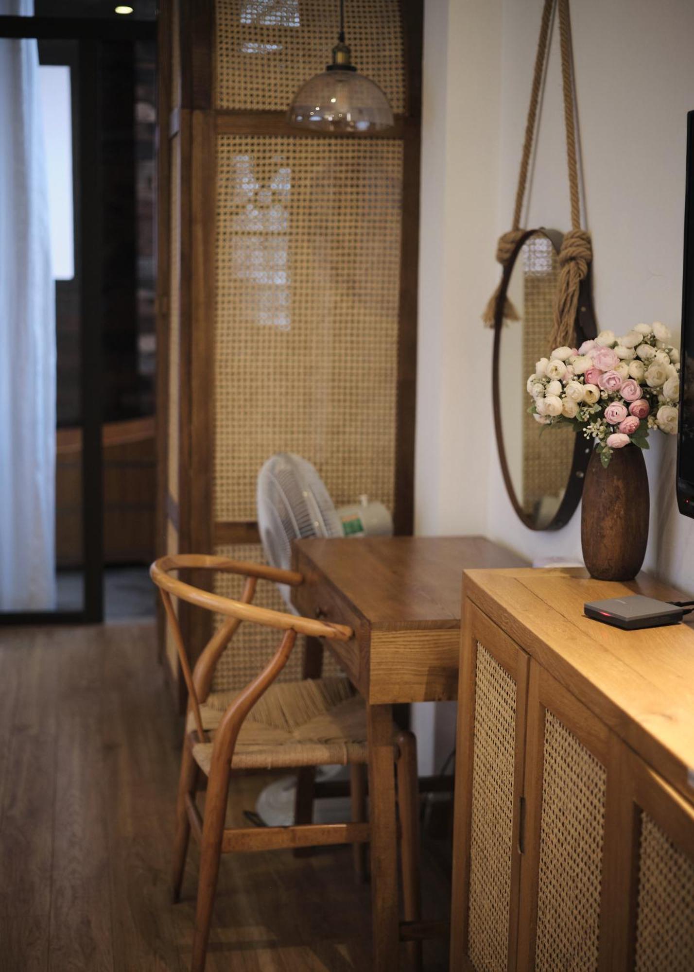 The Gallery Homestay - By Pegasy Group Hanoï Extérieur photo